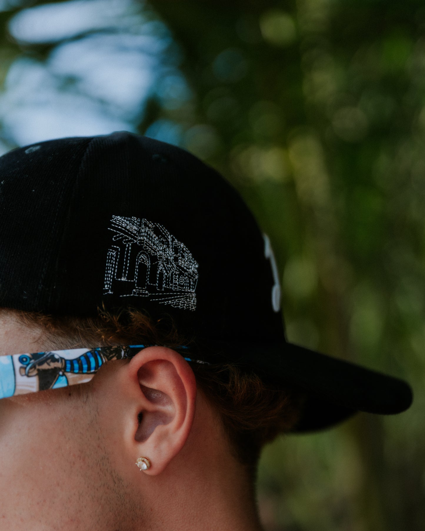 La 19 (Black) Corduroy Hat